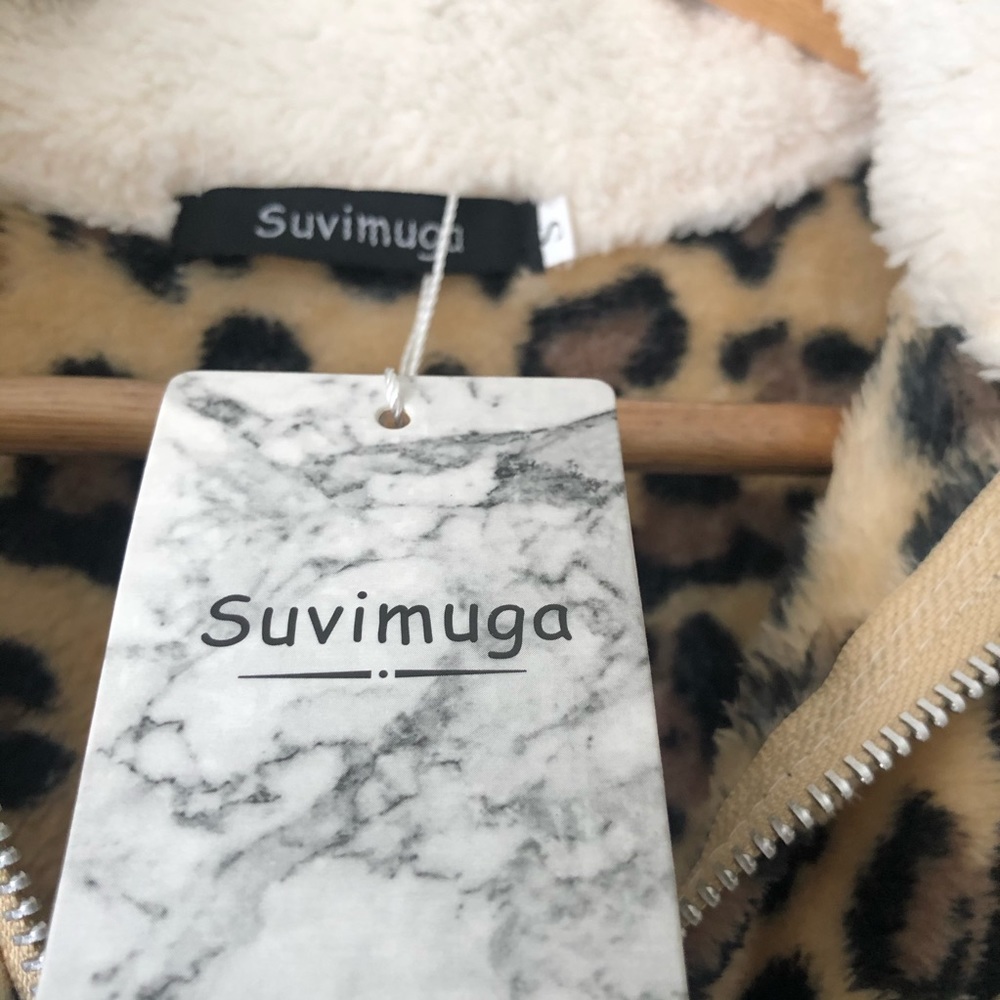 Suvimuga Teddy Color-block Leopard  Pullover Top - Picture 8 of 8